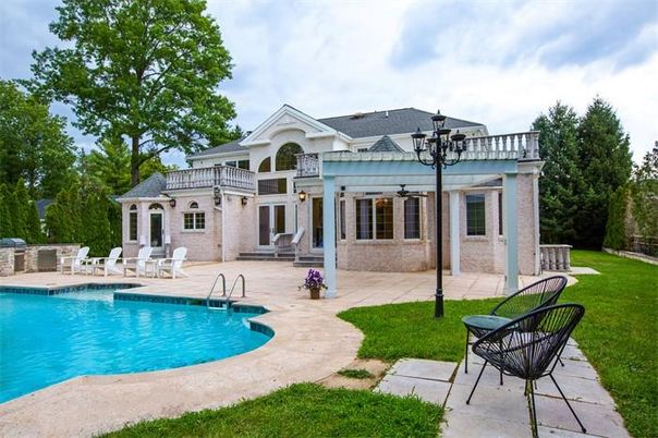 Backyard, Exterior, Pool