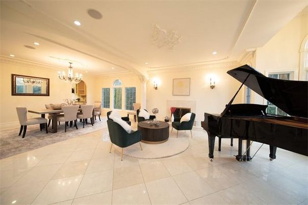 Chandelier, Dining room, Fireplace, Interior, Living room, Piano, Recessed Lighting