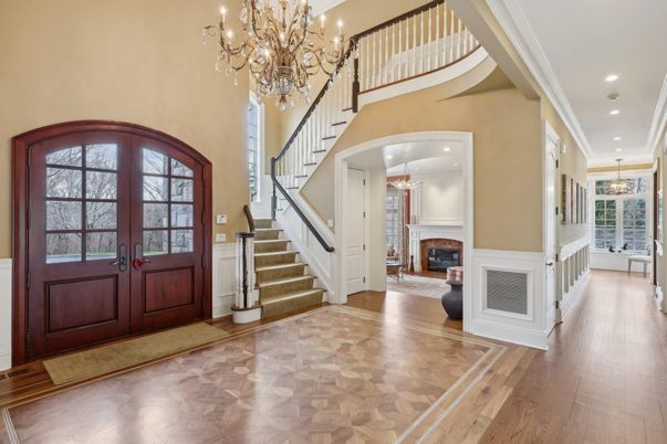 Chandelier, Fireplace, Interior, Recessed Lighting, Wood Texture Flooring