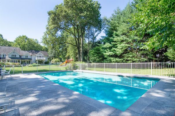Exterior, Playground, Pool