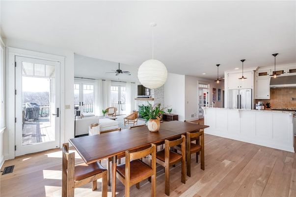 Dining room, Interior, Kitchen, Pendant Lights, Recessed Lighting, Wood Texture Flooring