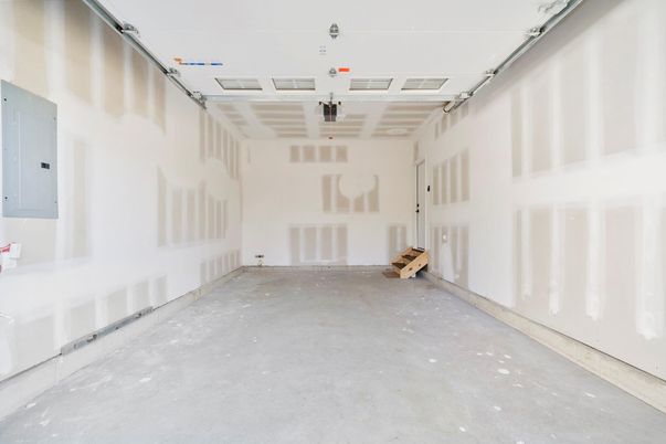 Empty room, Garage, Interior