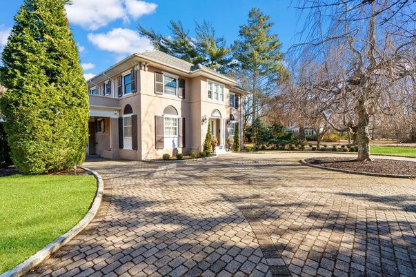 Backyard, Exterior, Facade, French Provincial