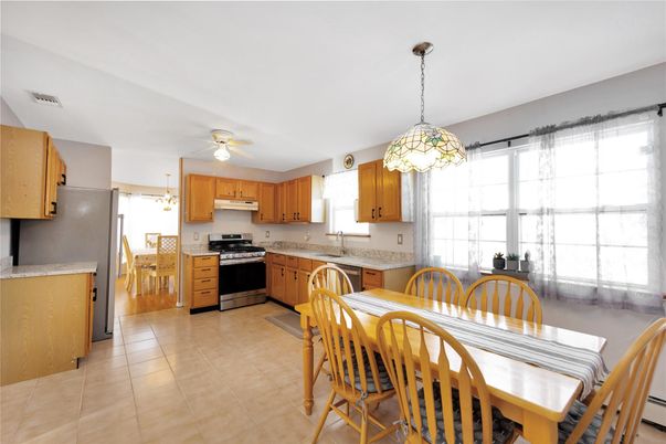 Dining room, Interior, Kitchen, Pendant Lights