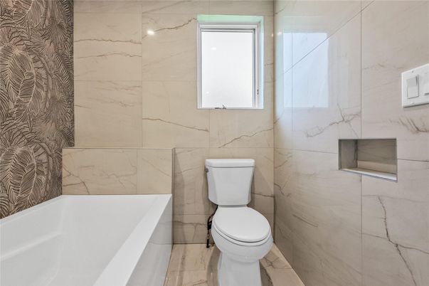 Bathroom, Interior, Marble, Marble Walls