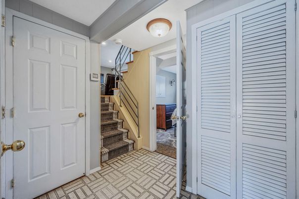 Interior, Recessed Lighting