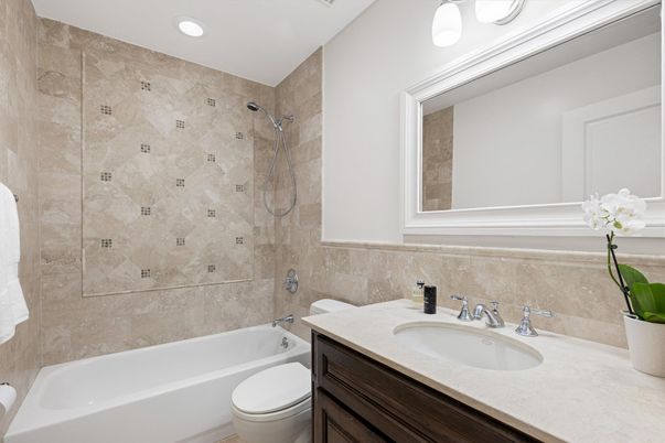 Bathroom, Interior, Recessed Lighting