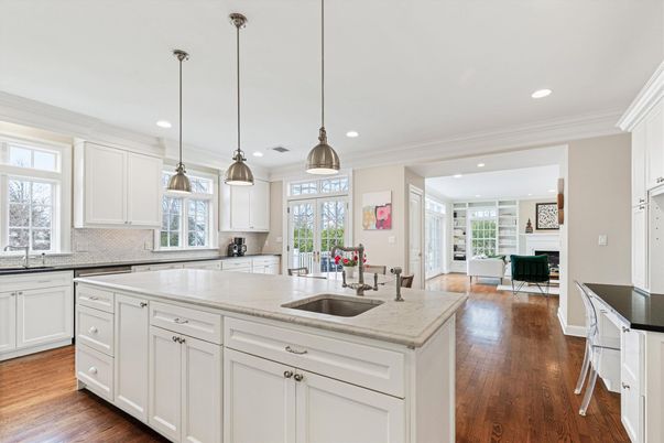 Fireplace, Interior, Kitchen, Pendant Lights, Recessed Lighting, Wood Texture Flooring