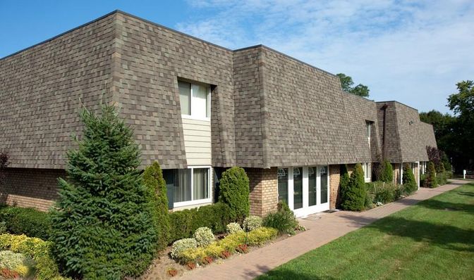 Exterior, Facade, Brick Facade, Highrise