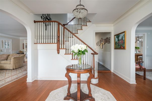 Chandelier, Interior, Wood Texture Flooring
