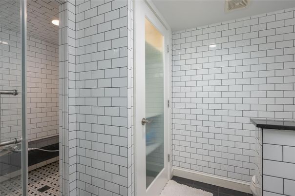 Bathroom, Empty room, Interior, Recessed Lighting