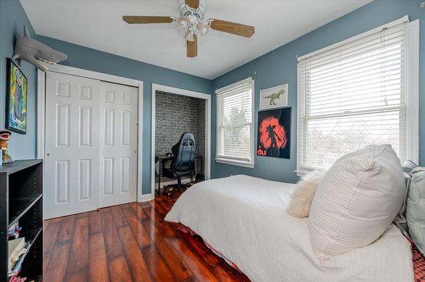 Bedroom, Interior, Stone Walls, Wood Texture Flooring