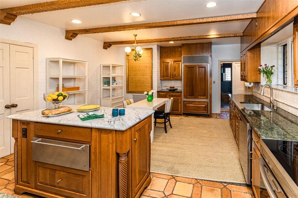 Dining room, Interior, Kitchen, Pendant Lights, Recessed Lighting, Stainless Steel Appliances, Wooden Beams