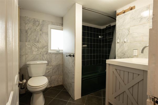 Bathroom, Interior, Marble Walls