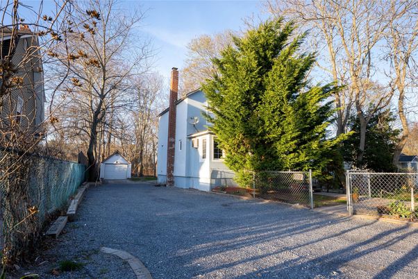 Backyard, Detached Garage, Exterior