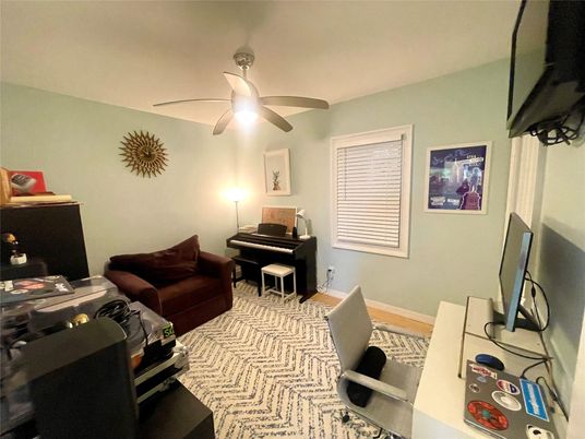 Home Office, Interior, Piano