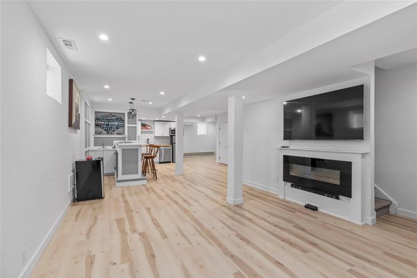 Fireplace, Interior, Kitchen, Pendant Lights, Recessed Lighting, Wood Texture Flooring