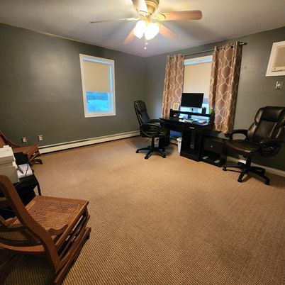Home Office, Interior