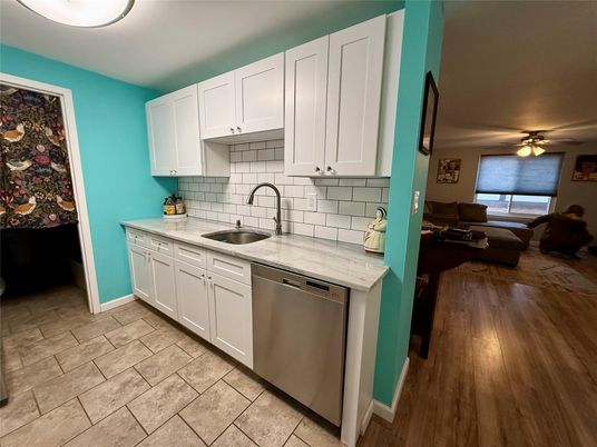 Interior, Kitchen, Wood Texture Flooring