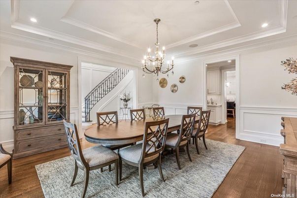 Chandelier, Dining room, Interior, Recessed Lighting, Wood Texture Flooring