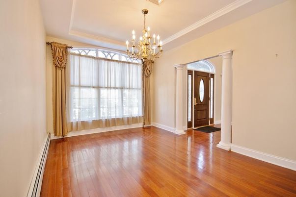 Chandelier, Empty room, Interior, Wood Texture Flooring