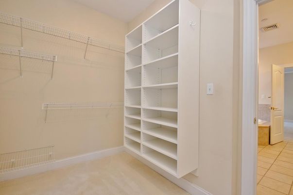 Interior, Walk-in Closets
