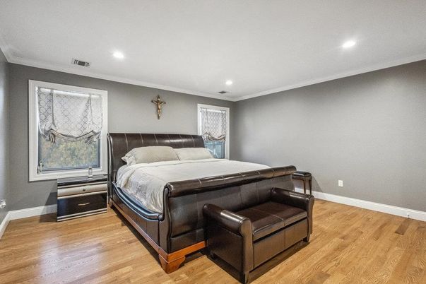 Bedroom, Interior, Recessed Lighting, Wood Texture Flooring