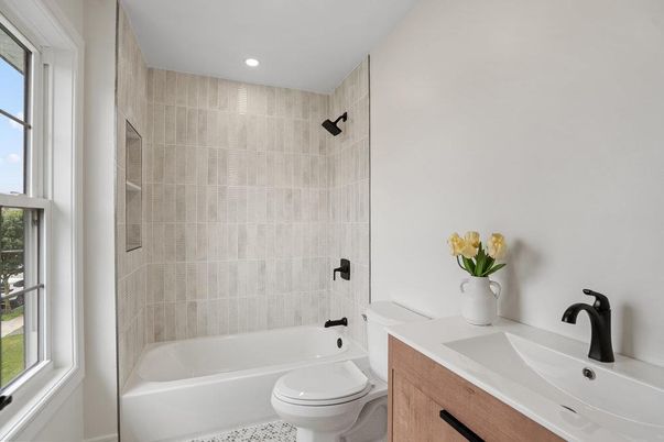 Bathroom, Interior, Recessed Lighting