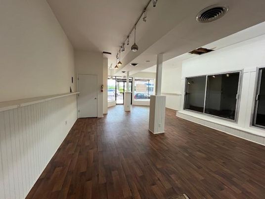 Interior, Pendant Lights, Wood Texture Flooring