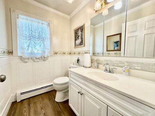 Bathroom, Interior, Wood Texture Flooring