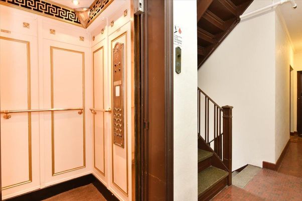 Elevator, Interior