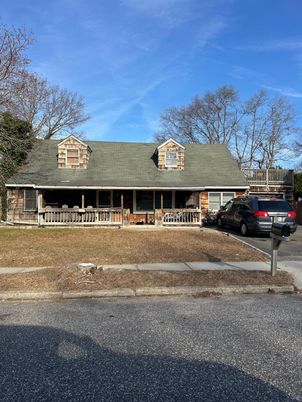 Exterior, Facade, Cape Cod