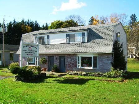 Exterior, Facade, Brick Facade, Cape Cod