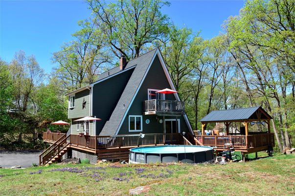 Backyard, Exterior, Hot Tub, Pool