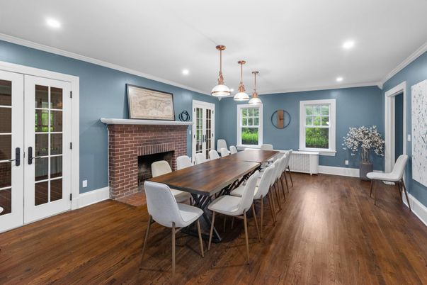 Dining room, Fireplace, Interior, Pendant Lights, Recessed Lighting, Wood Texture Flooring