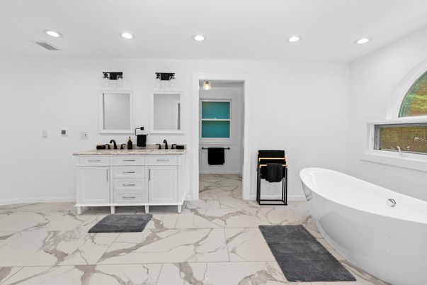 Bathroom, Dual Sink Vanities, Free Standing Baths, Interior, Marble, Recessed Lighting
