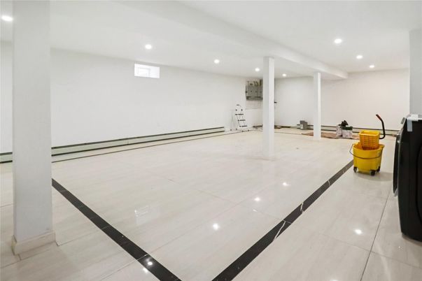 Interior, Recessed Lighting