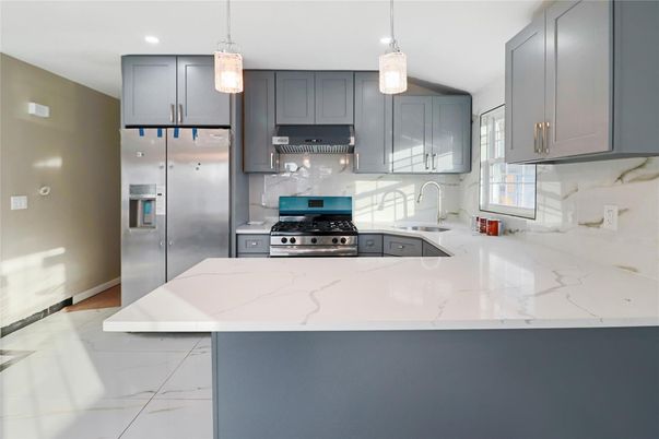 Interior, Kitchen, Pendant Lights, Recessed Lighting, Stainless Steel Appliances