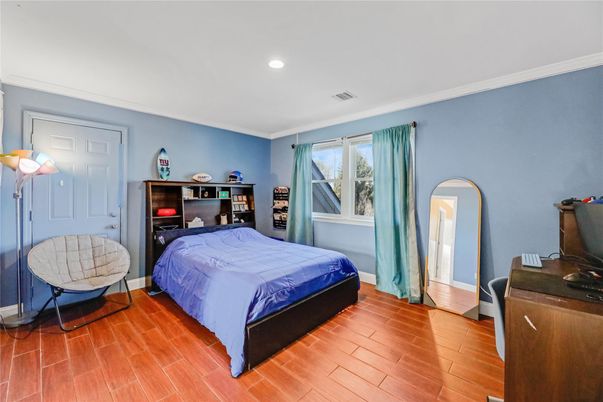 Bedroom, Interior, Recessed Lighting, Wood Texture Flooring