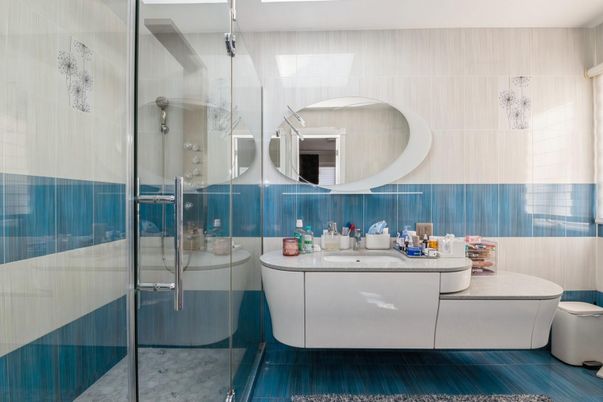 Bathroom, Glass Shower, Interior