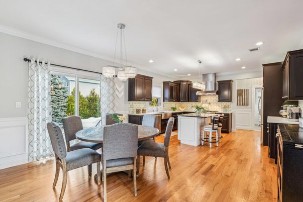 Dining room, Interior, Kitchen, Pendant Lights, Recessed Lighting, Wood Texture Flooring