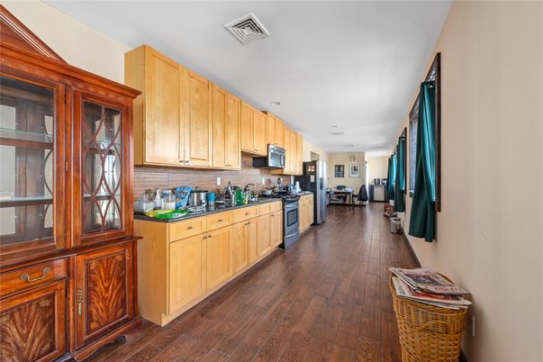 Interior, Kitchen, Recessed Lighting, Stainless Steel Appliances, Wood Texture Flooring