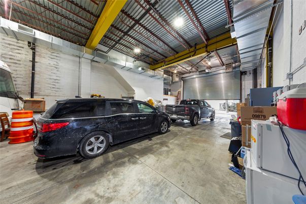 Garage, Interior, Stone Walls