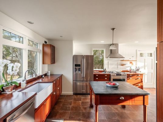 Interior, Kitchen, Pendant Lights, Recessed Lighting, Stainless Steel Appliances