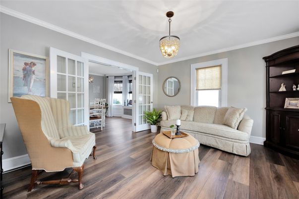 Chandelier, Interior, Living room, Pendant Lights, Wood Texture Flooring