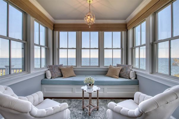 Interior, Living room, Water