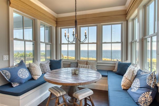Chandelier, Dining room, Interior, Living room, Water, Wood Texture Flooring