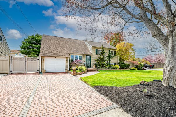 Attached, Backyard, Exterior, Facade, Cape Cod