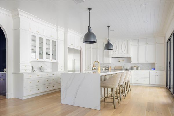 Interior, Kitchen, Pendant Lights, Recessed Lighting, Wood Texture Flooring