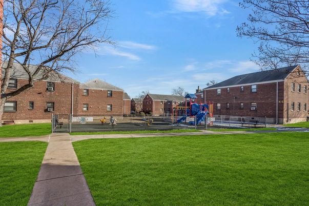 Backyard, Exterior, Playground